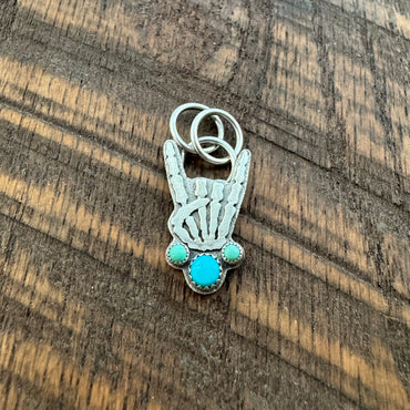 Turquoise Rock On Pendant (round)