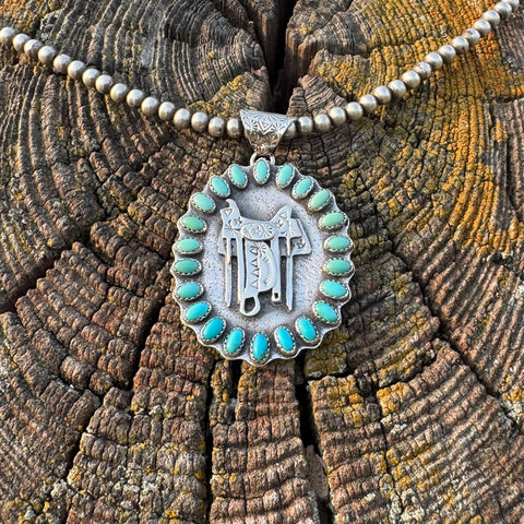 Carico Cluster Saddle Pendant