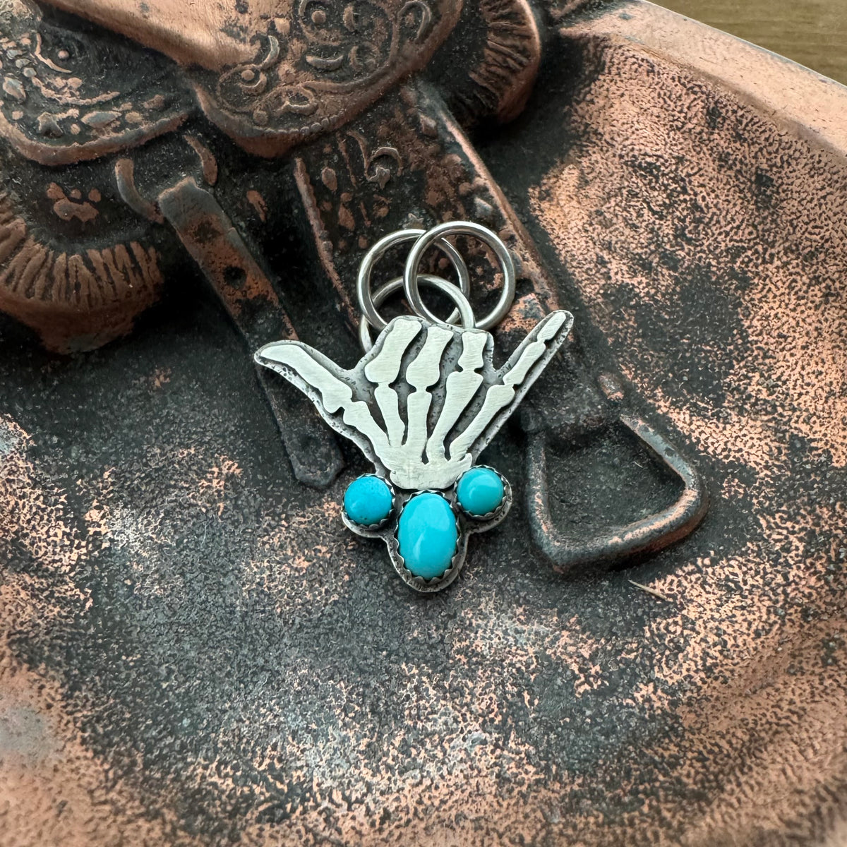 Turquoise Hang Loose Pendant (oval)